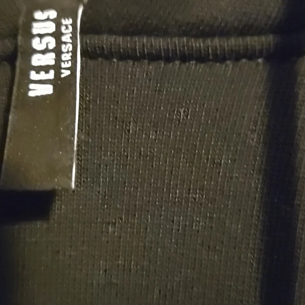 Men's Versace Versus Lion's Head Hoodie - Picture 3 of 7